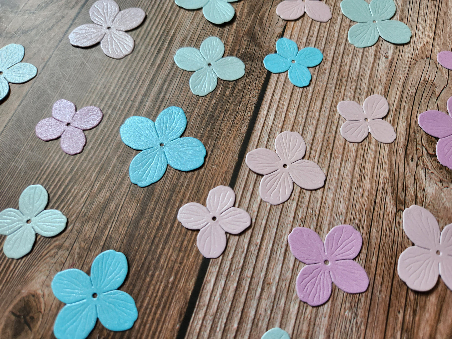 24 Lovely Flower Die Cuts