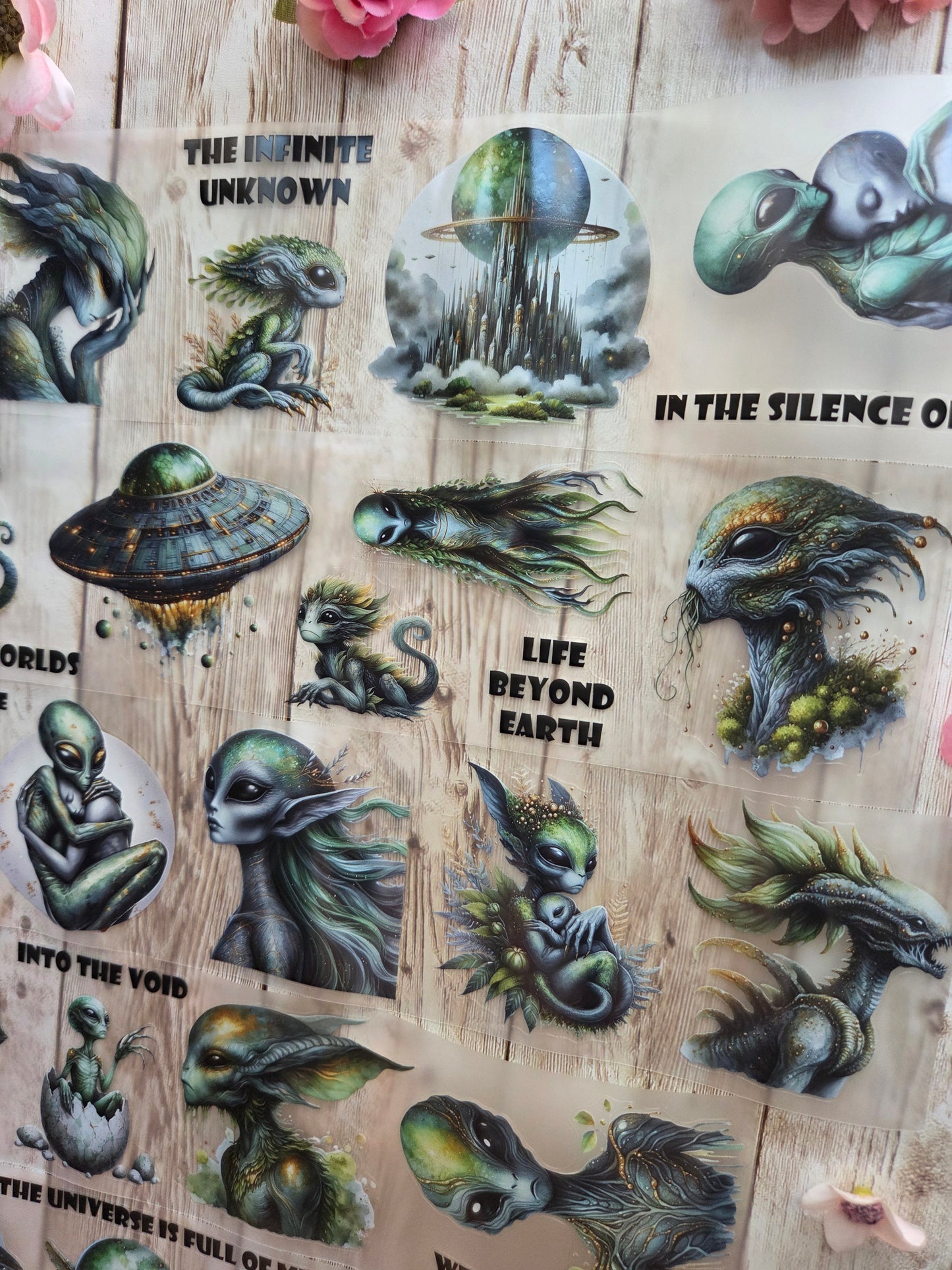 Aliens - PET Tape Sample Loop (Reggie)