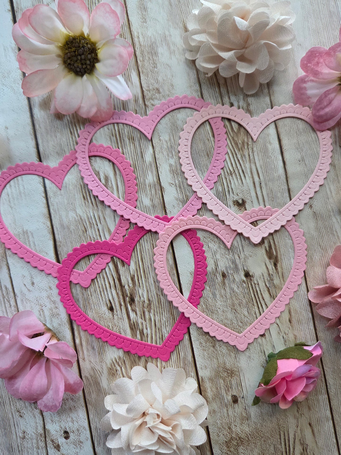 Lovely Hearts Die Cut Set