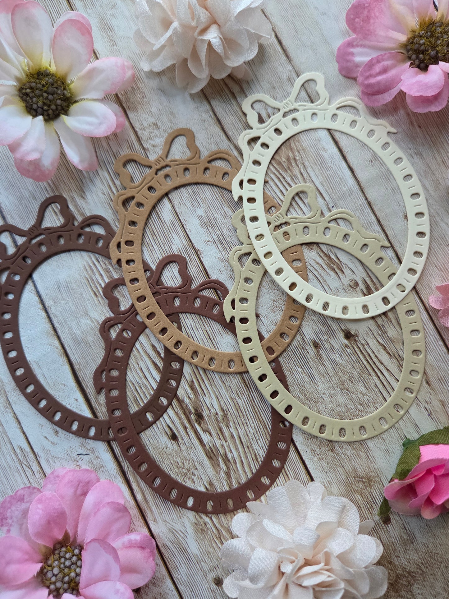 Bow Frames Die Cut Set