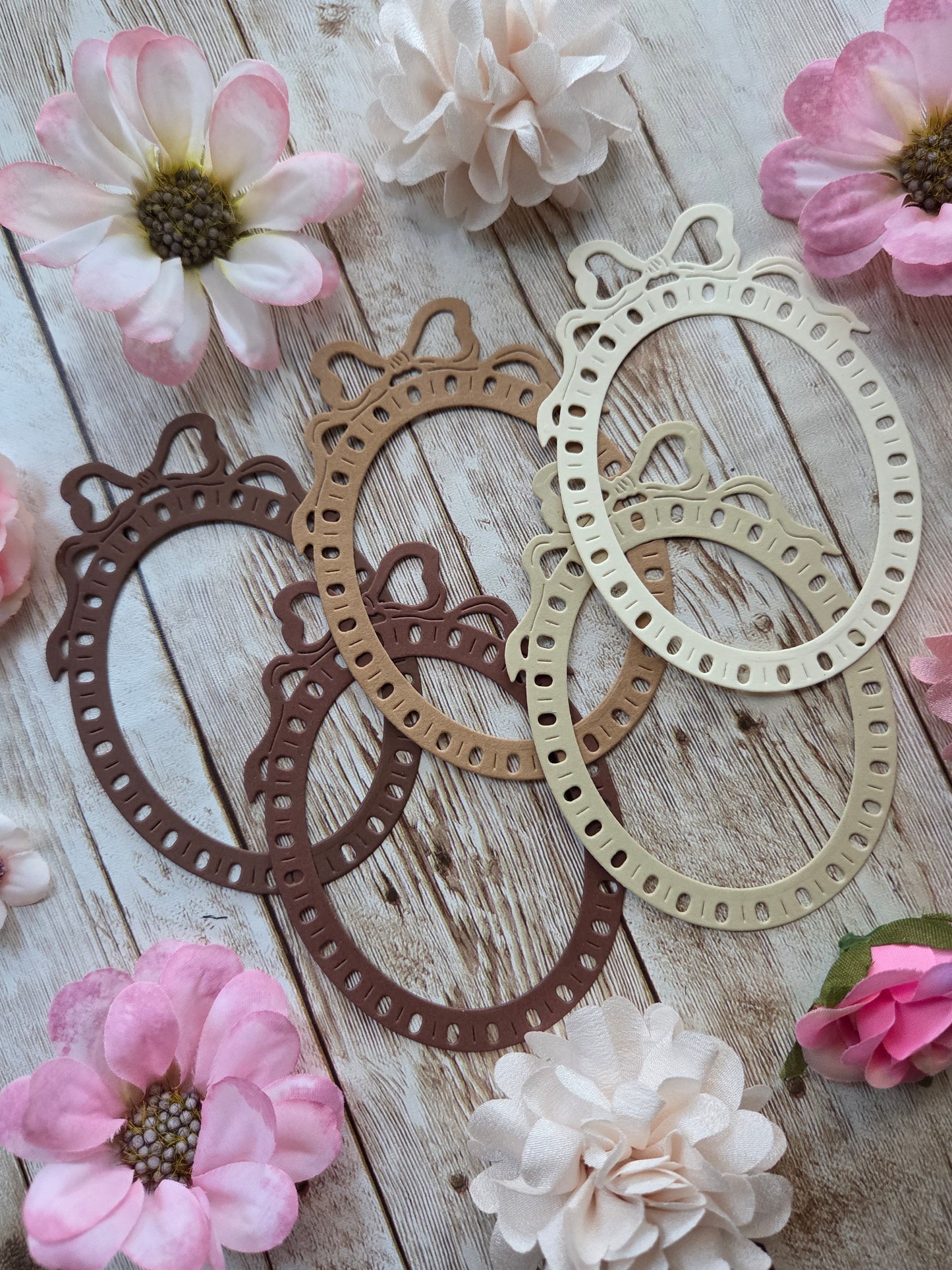 Bow Frames Die Cut Set