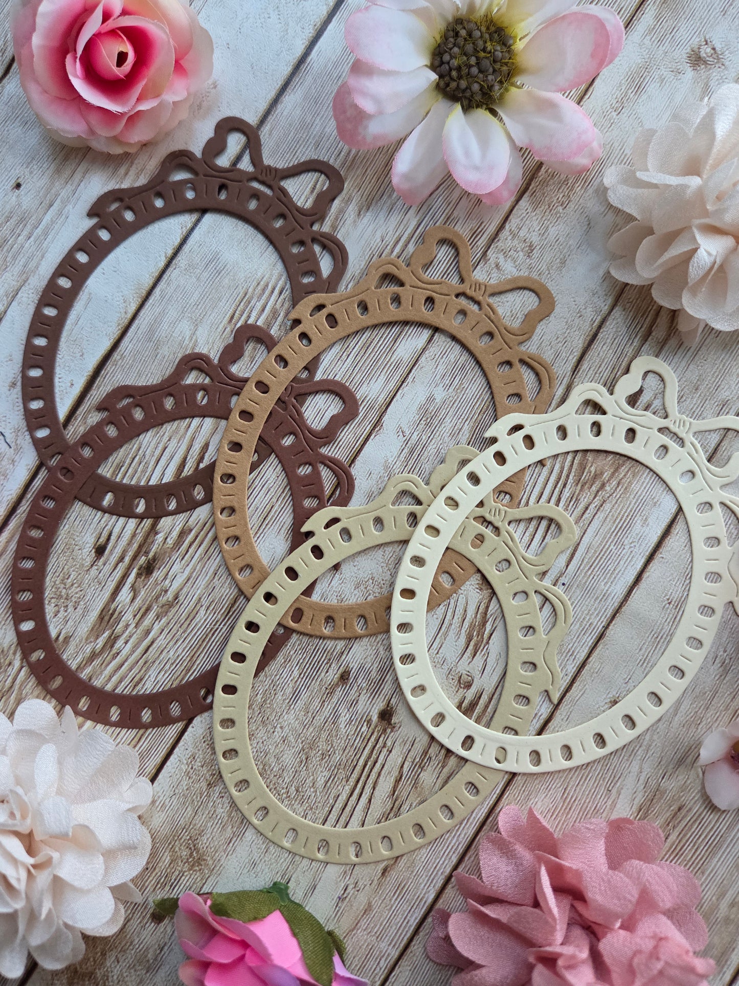 Bow Frames Die Cut Set