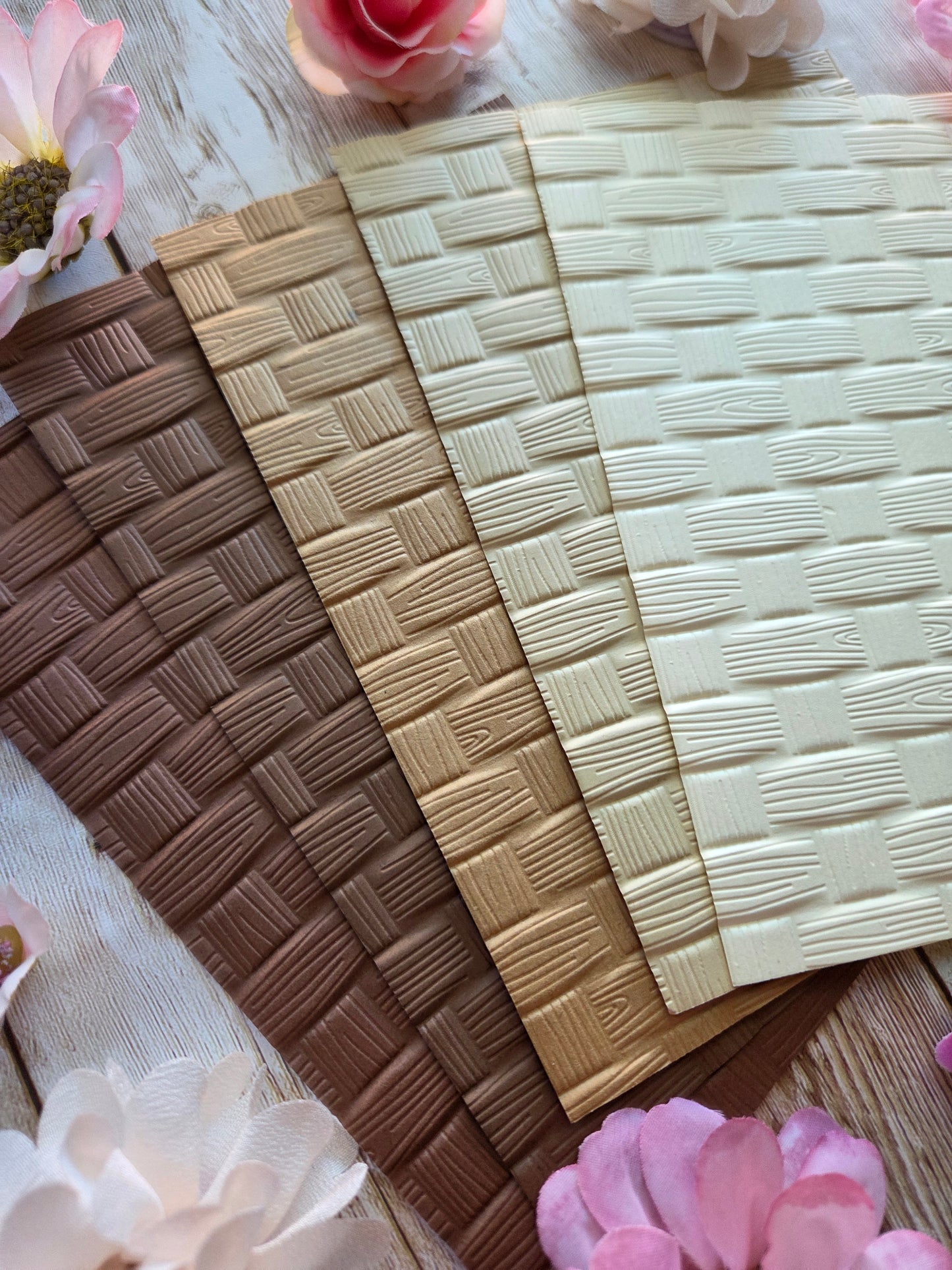 Basket Embossed Paper Set