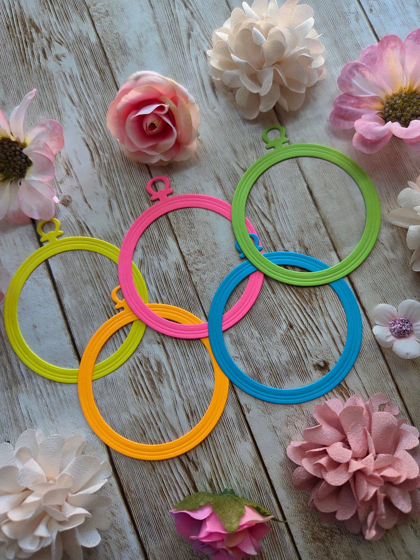 Circle Lockets Die Cut Set