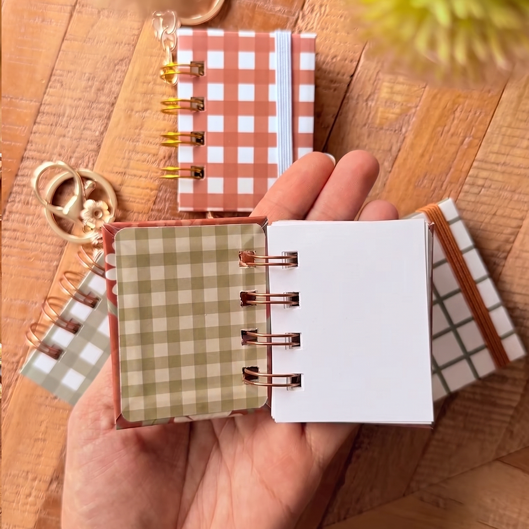 Terracota Floral |Mini Tiny Book Keychain