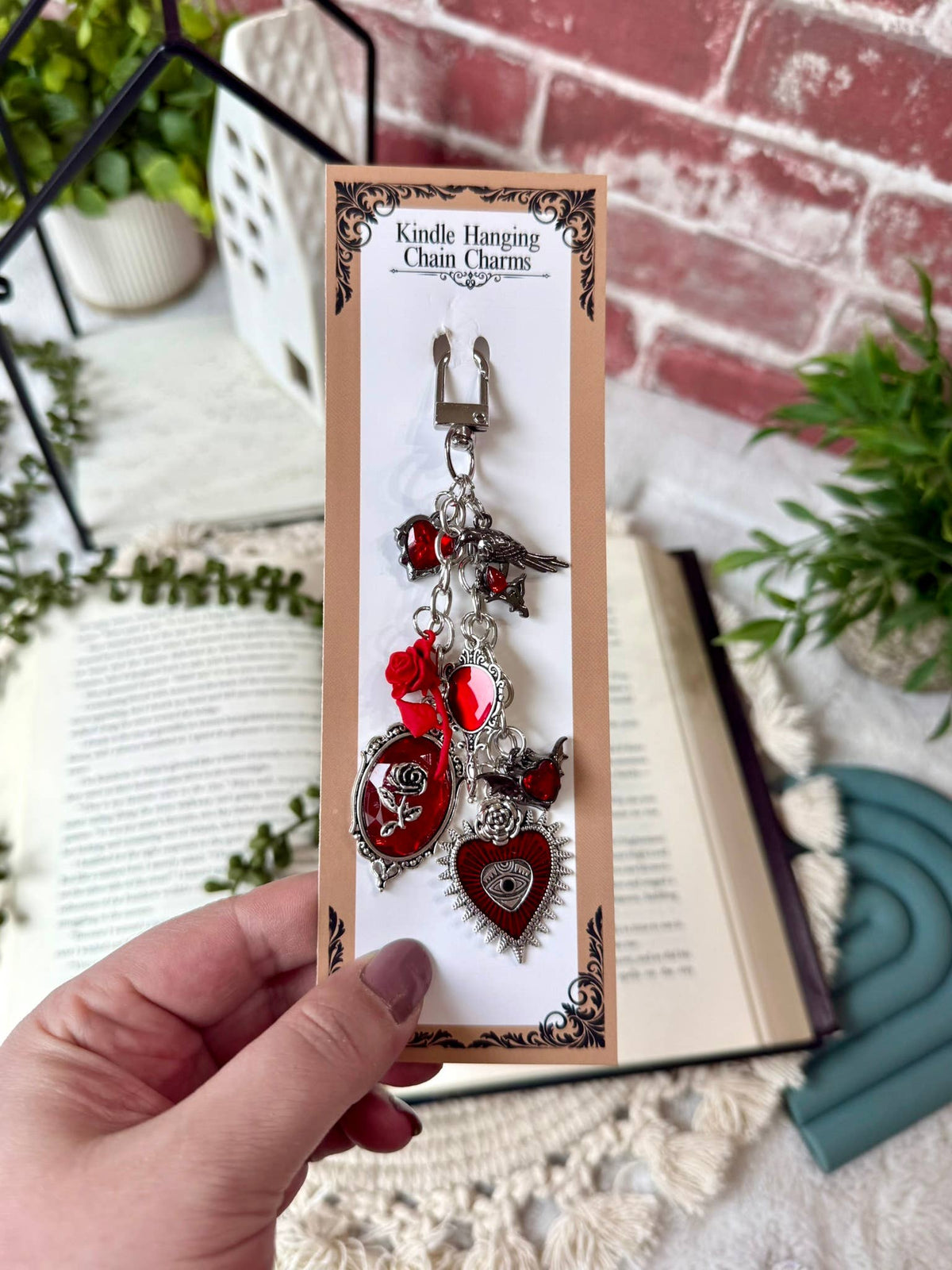 Dark Romance Kindle Charm - Dark Romance Gothic Phone Charm Hearts and Roses