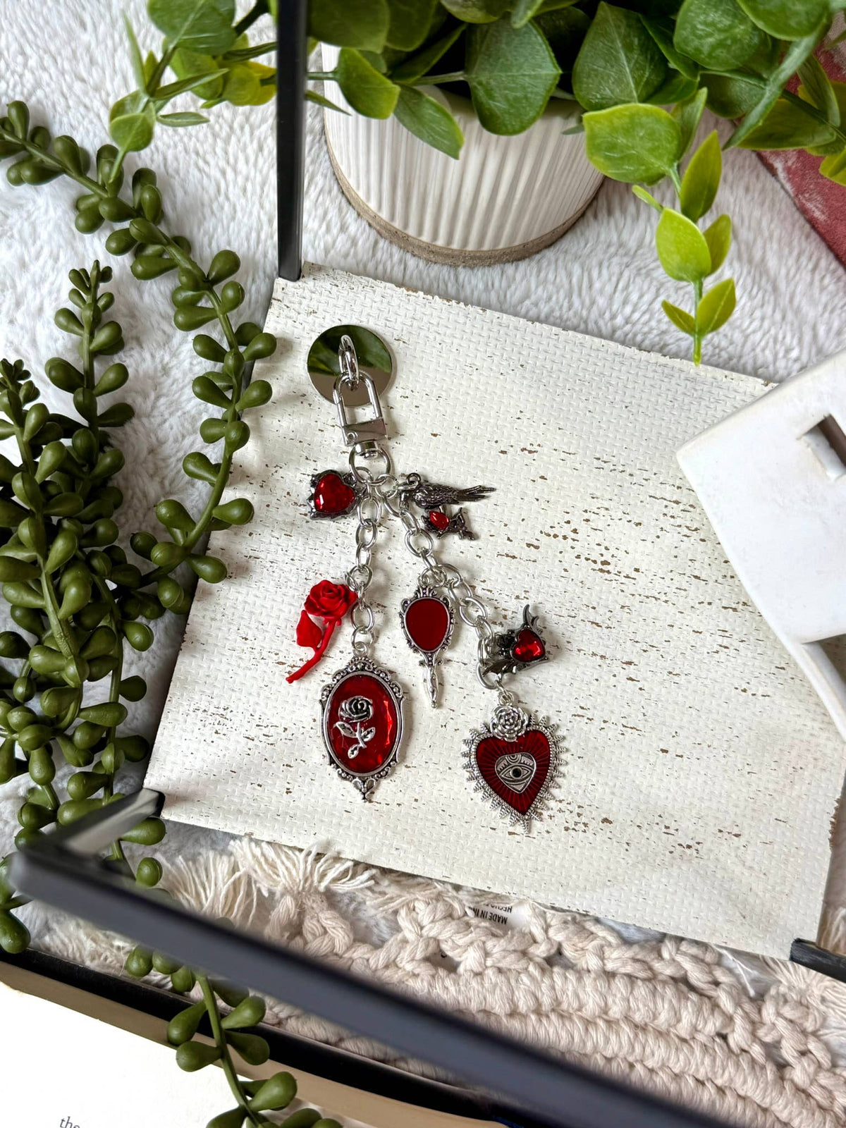Dark Romance Kindle Charm - Dark Romance Gothic Phone Charm Hearts and Roses