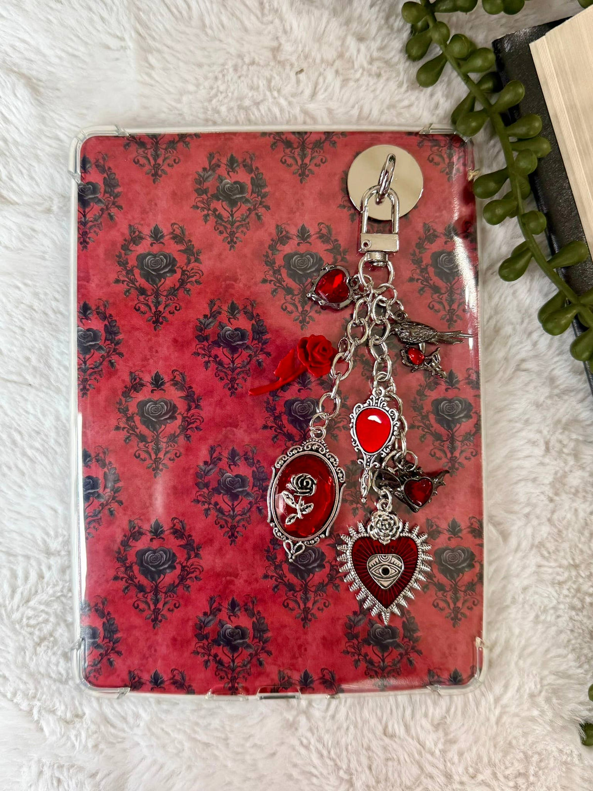 Dark Romance Kindle Charm - Dark Romance Gothic Phone Charm Hearts and Roses