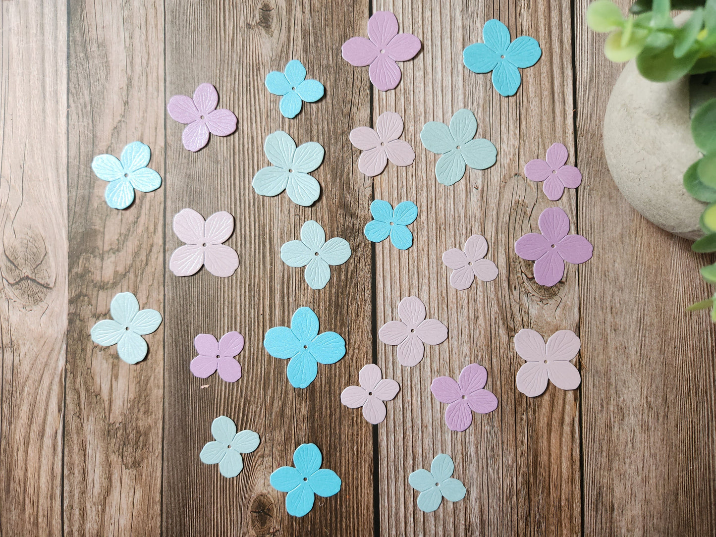24 Lovely Flower Die Cuts